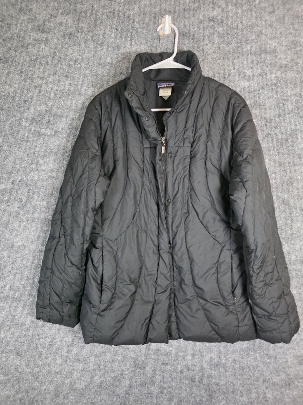 Patagonia Jacket Womens Large Black Ray Quilted Puffer Down Stains Insulated